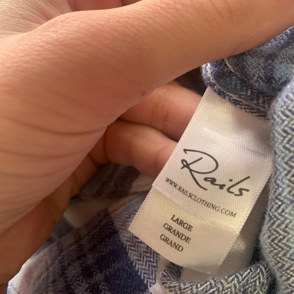 Rails Hunter Plaid Button Down size Large - Picture 5 of 5